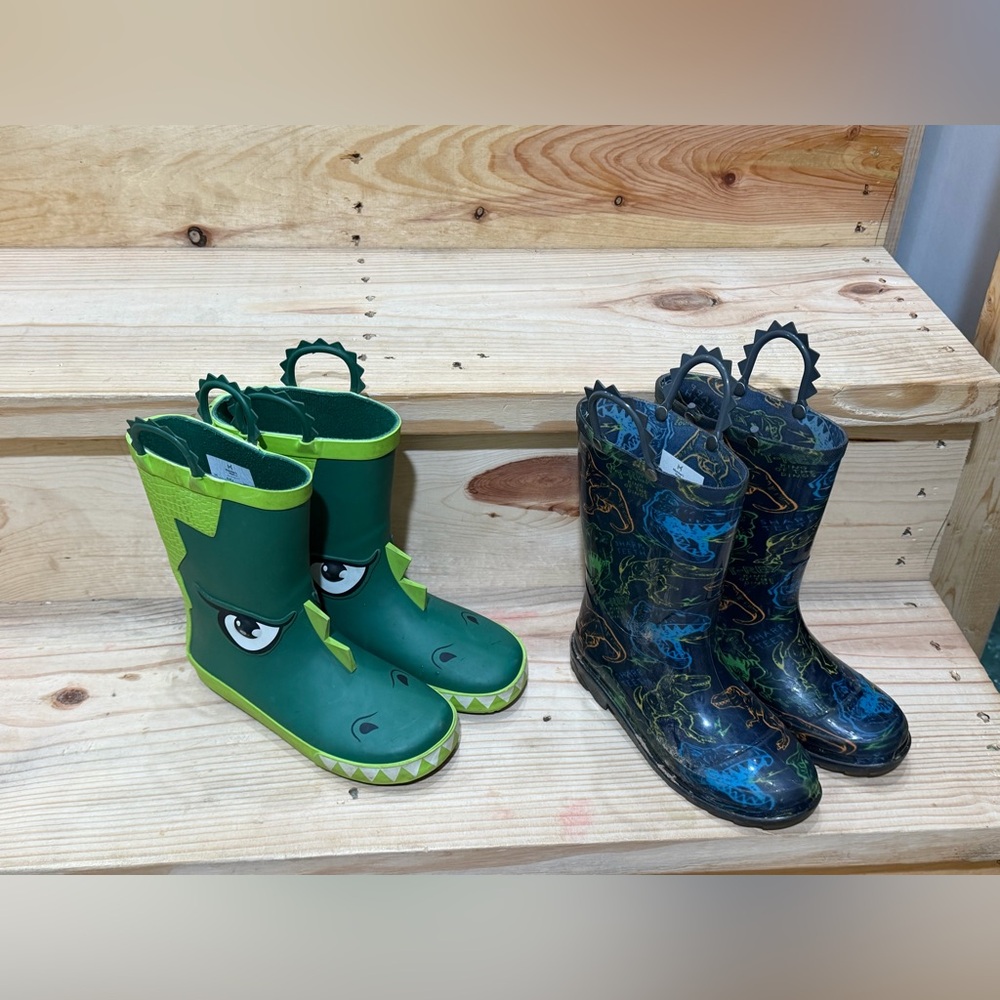 Members Mark Rainboot bundle 2 pairs dinosaurs Size 13/1